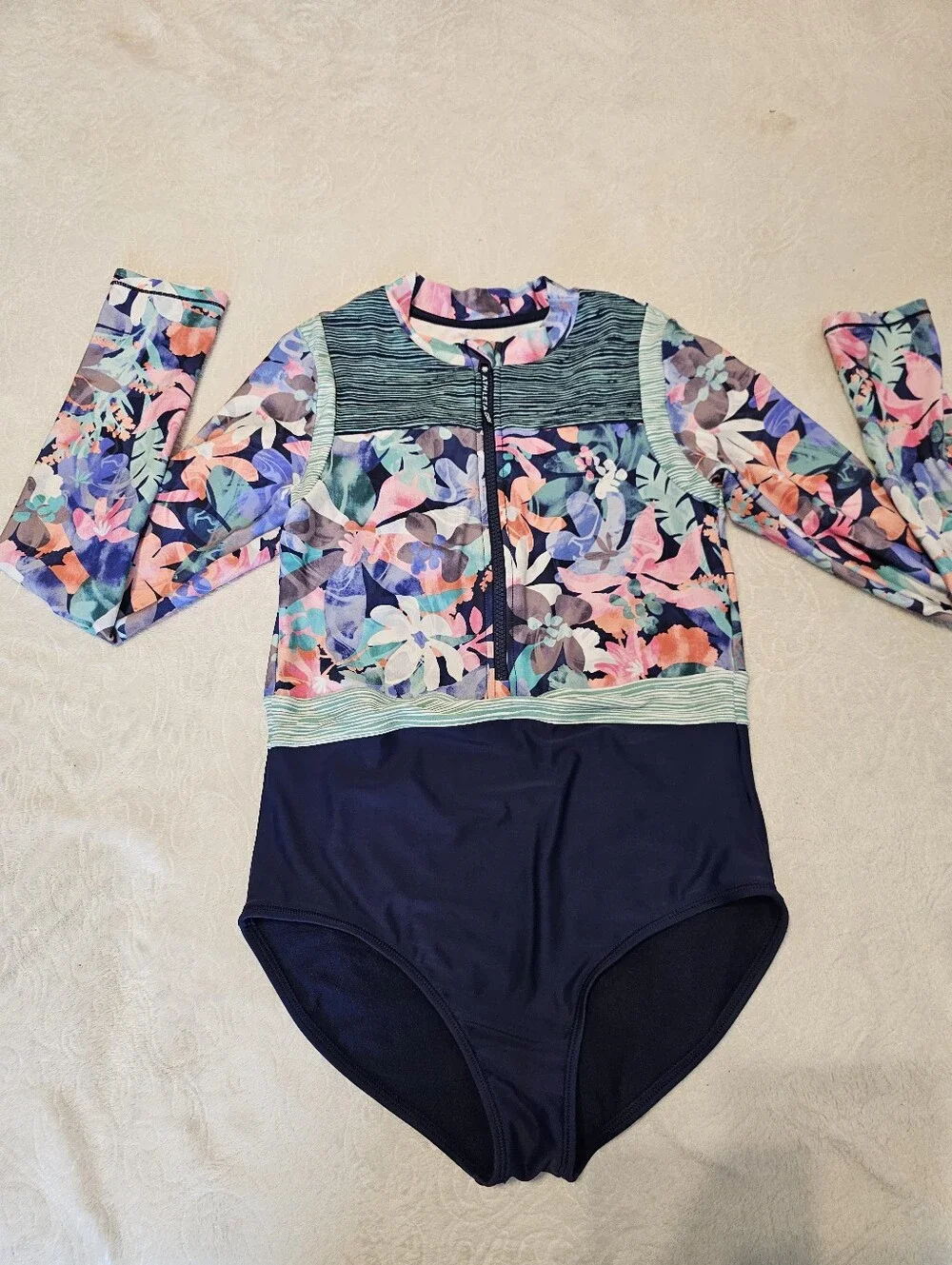 Athleta Girl Long Sleeve One Piece Swimsuit Rashguard Floral Navy Sz XL 14 Euc